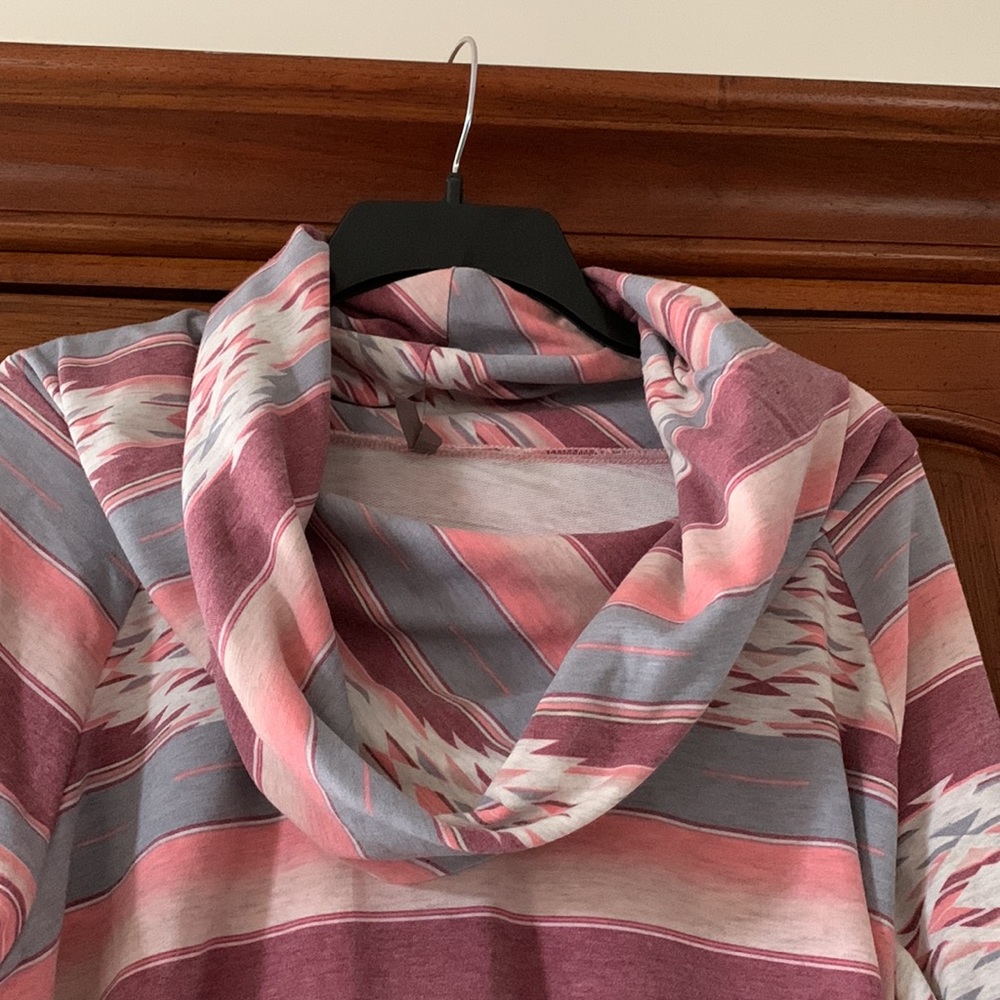 VANITY Women’s Aztec Print Tunic Long Sleeve Shirt. Size XL Brand New With Tags - Picture 4 of 16